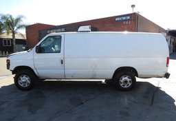 2013 Ford Econoline Cargo Van - Thumbnail 11