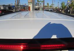 2016 Chevrolet Suburban - Thumbnail 15