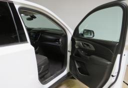 2019 Chevrolet Traverse - Thumbnail 13