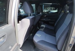 2021 Toyota Tacoma 4WD - Thumbnail 30