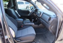 2021 Toyota Tacoma 4WD - Thumbnail 25