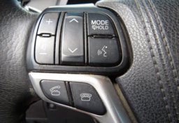 2016 Toyota Sienna - Thumbnail 32