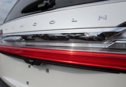 2018 Lincoln Navigator - Thumbnail 14