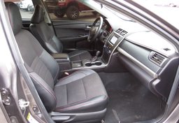 2017 Toyota Camry - Thumbnail 21