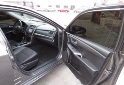 2017 Toyota Camry - Thumbnail 22