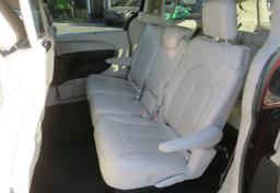 2019 Chrysler Pacifica - Thumbnail 30