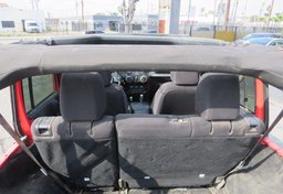 2013 Jeep Wrangler Unlimited - Thumbnail 15