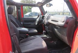 2013 Jeep Wrangler Unlimited - Thumbnail 23