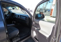 2021 Toyota Tacoma - Thumbnail 20