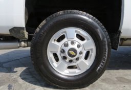 2017 Chevrolet Silverado 2500HD - Thumbnail 24