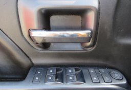 2017 Chevrolet Silverado 2500HD - Thumbnail 26