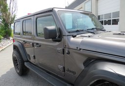 2019 Jeep Wrangler Unlimited - Thumbnail 17