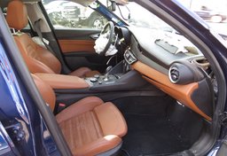 2017 Alfa Romeo Giulia - Thumbnail 25