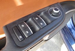 2017 Alfa Romeo Giulia - Thumbnail 33