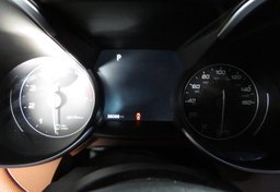 2017 Alfa Romeo Giulia - Thumbnail 32