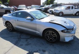 2020 Ford Mustang - Thumbnail 2