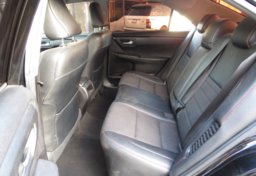 2016 Toyota Camry Hybrid - Thumbnail 31