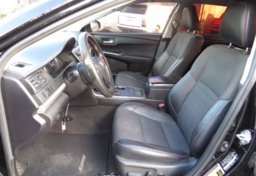 2016 Toyota Camry Hybrid - Thumbnail 25