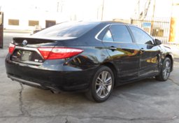 2016 Toyota Camry Hybrid - Thumbnail 7