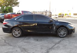 2016 Toyota Camry Hybrid - Thumbnail 9