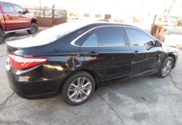 2016 Toyota Camry Hybrid - Thumbnail 5