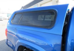 2017 Toyota Tacoma - Thumbnail 15