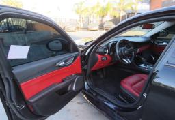 2021 Alfa Romeo Giulia - Thumbnail 20