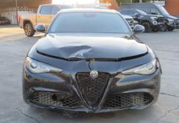 2021 Alfa Romeo Giulia - Thumbnail 11