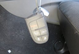 2019 Jeep Grand Cherokee - Thumbnail 35