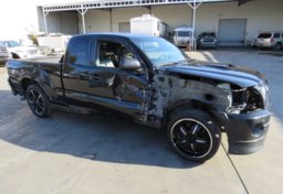 2005 Toyota Tacoma - Thumbnail 11