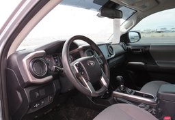 2020 Toyota Tacoma 4WD - Thumbnail 25