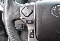 2020 Toyota Tacoma 4WD - Thumbnail 35