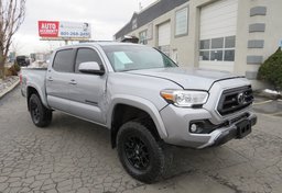 2020 Toyota Tacoma 4WD - Thumbnail 4