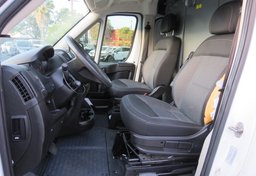 2016 Ram ProMaster Cargo Van - Thumbnail 25