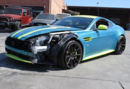 2015 Aston Martin V8 Vantage - Thumbnail 3