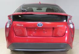 2018 Toyota Prius - Thumbnail 12