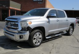 2014 Toyota Tundra  Truck - Thumbnail 3