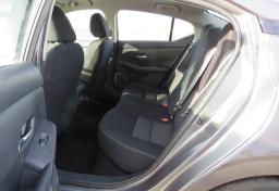 2023 Nissan Sentra - Thumbnail 31