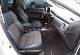 2018 Toyota Corolla - Thumbnail 29