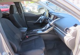 2020 Mitsubishi Eclipse Cross - Thumbnail 25