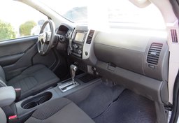 2019 Nissan Frontier - Thumbnail 24