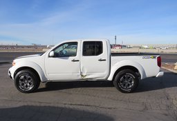 2019 Nissan Frontier - Thumbnail 10