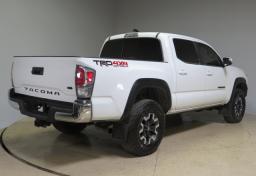 2023 Toyota Tacoma - Thumbnail 10