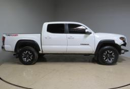 2023 Toyota Tacoma - Thumbnail 5