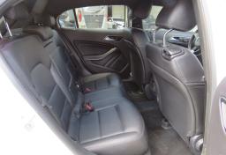 2016 Mercedes-Benz GLA - Thumbnail 30