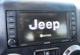 2018 Jeep Wrangler JK Unlimited - Thumbnail 31