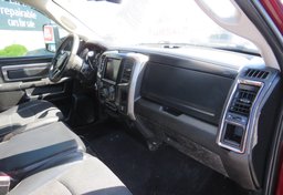 2018 Ram 3500 - Thumbnail 28