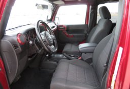 2012 Jeep Wrangler Unlimited - Thumbnail 24