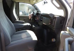 2019 Chevrolet Express Cargo Van - Thumbnail 20