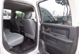 2014 Ram 3500 - Thumbnail 25